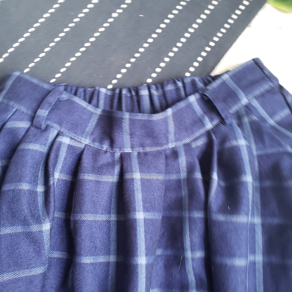 Modcloth| Breathtaking Tiger Lilies Midi Skirt Tartan Navy Plaid Size Small - Picture 2 of 9